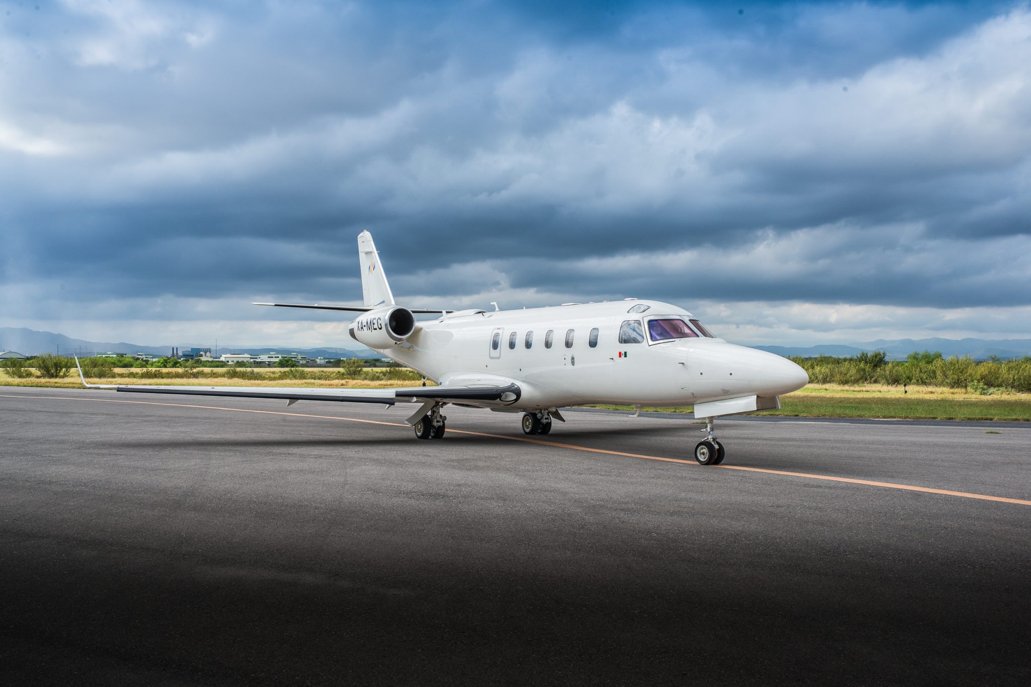 2004 Gulfstream G100 - jetAVIVA - Life Is Short, Fly a Jet.